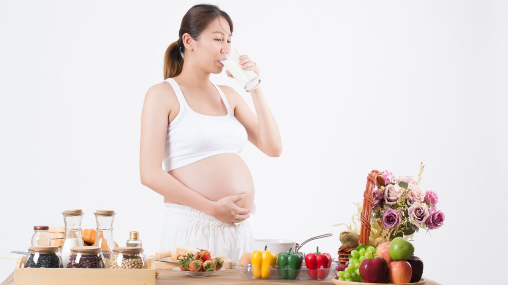 Thay đổi thói quen sinh hoạt khi mang thai