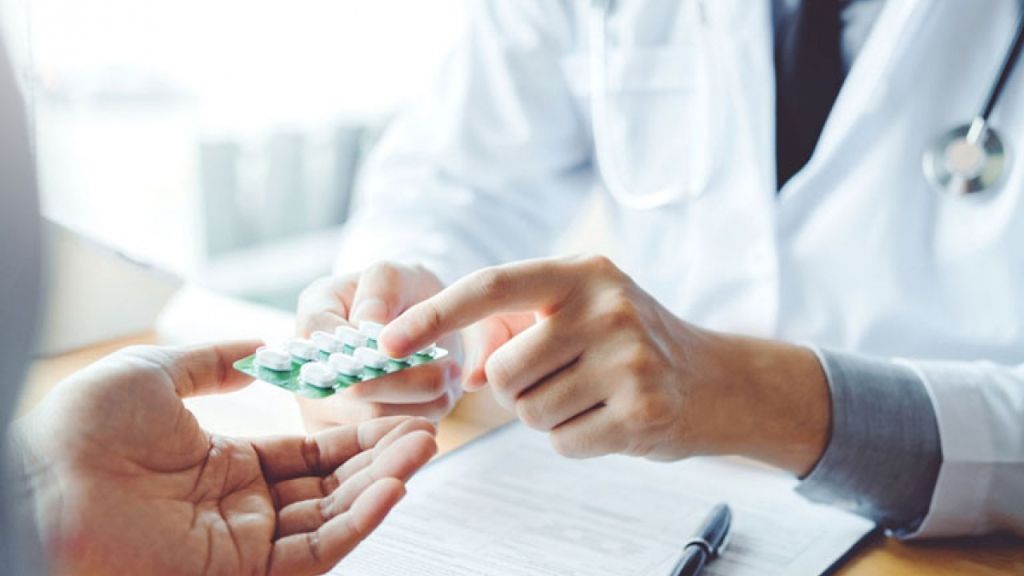 Liên hệ bác sĩ khi cần thiết