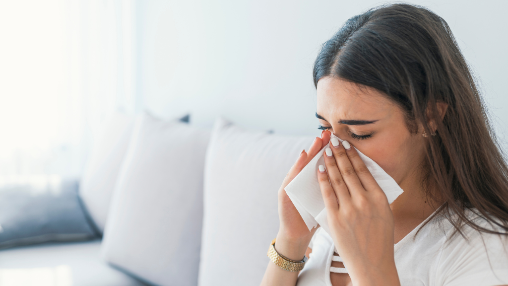Có rất nhiều nguyên nhân dẫn đến tình trạng viêm da dị ứng
